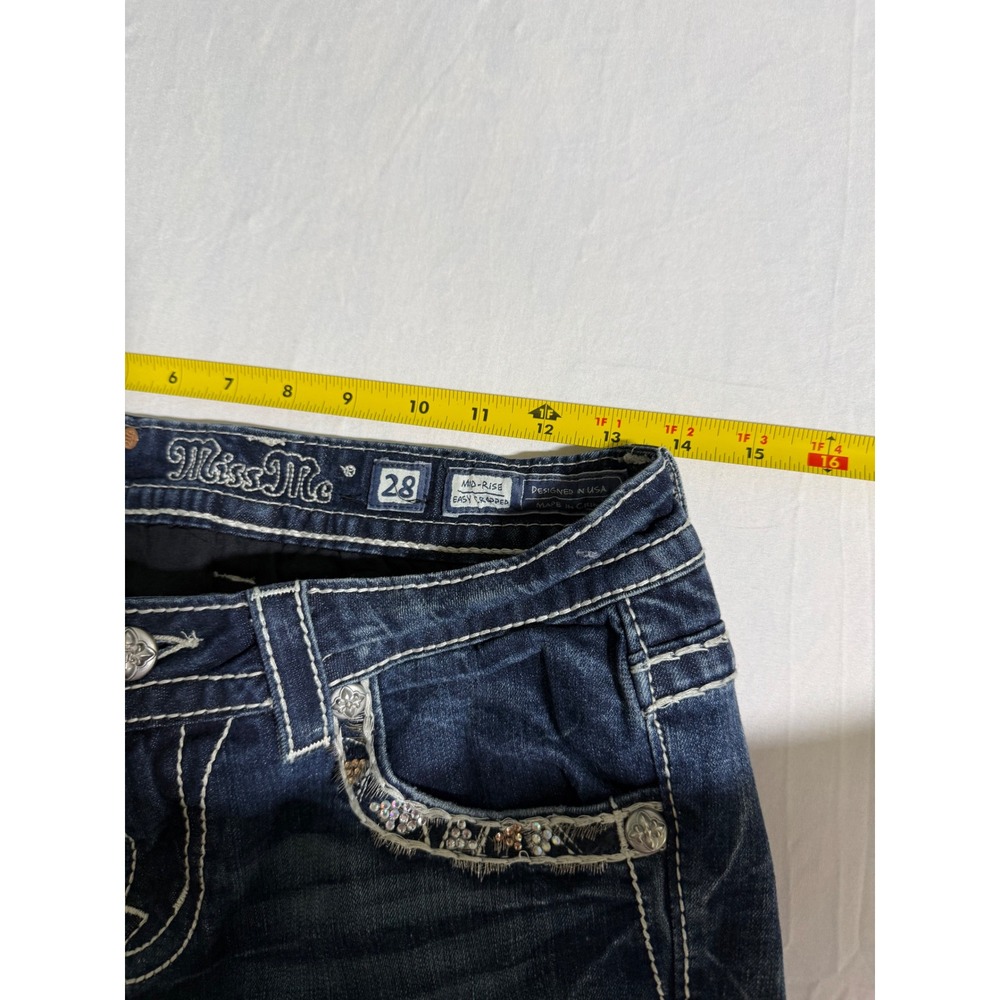 Miss Me Mid Rise Easy Cropped Jeans Dark Wash Rhinestone Embellished Size 28 - Picture 10 of 10